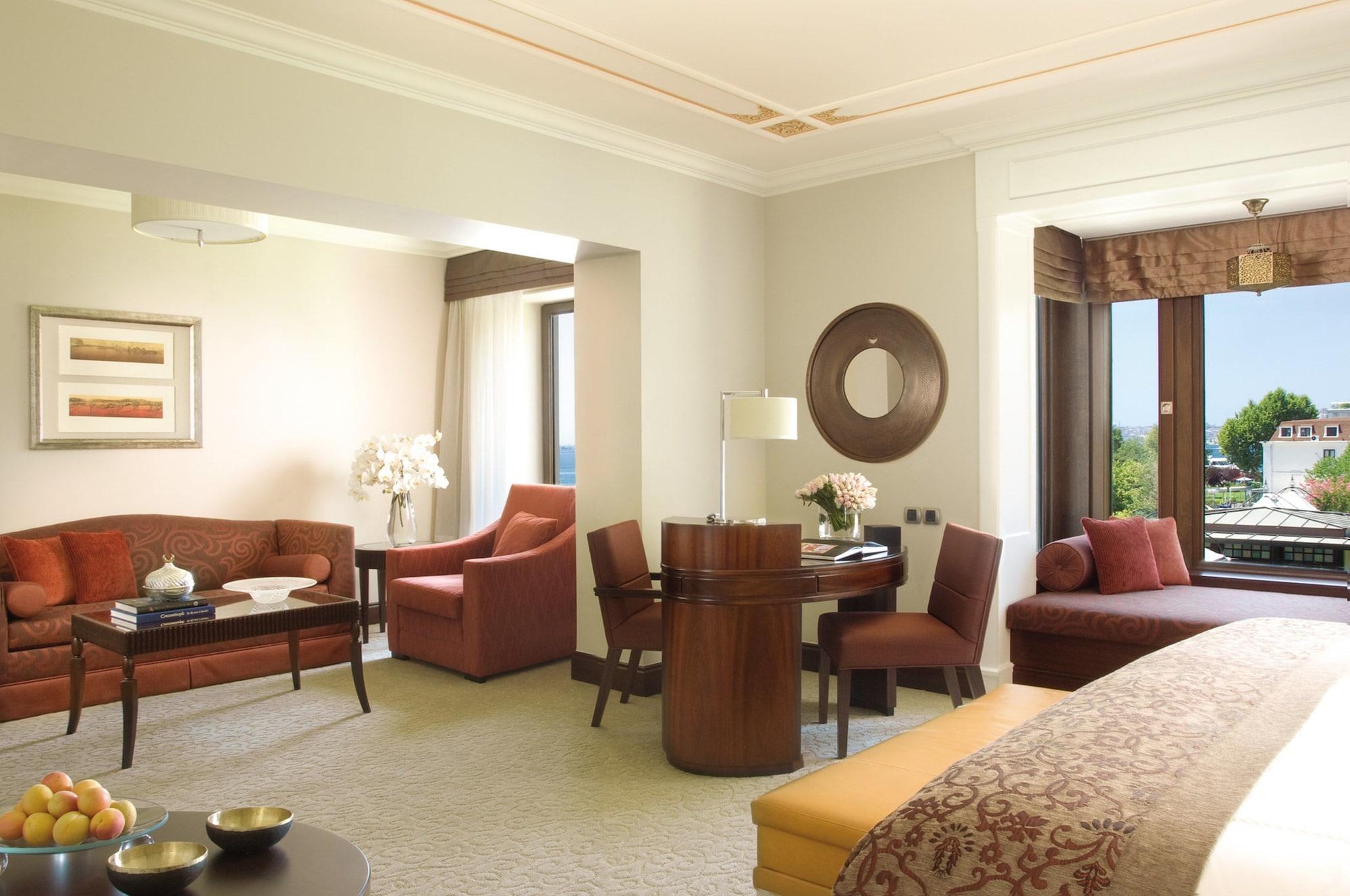 Four Seasons At The Bosphorus Otel 5*