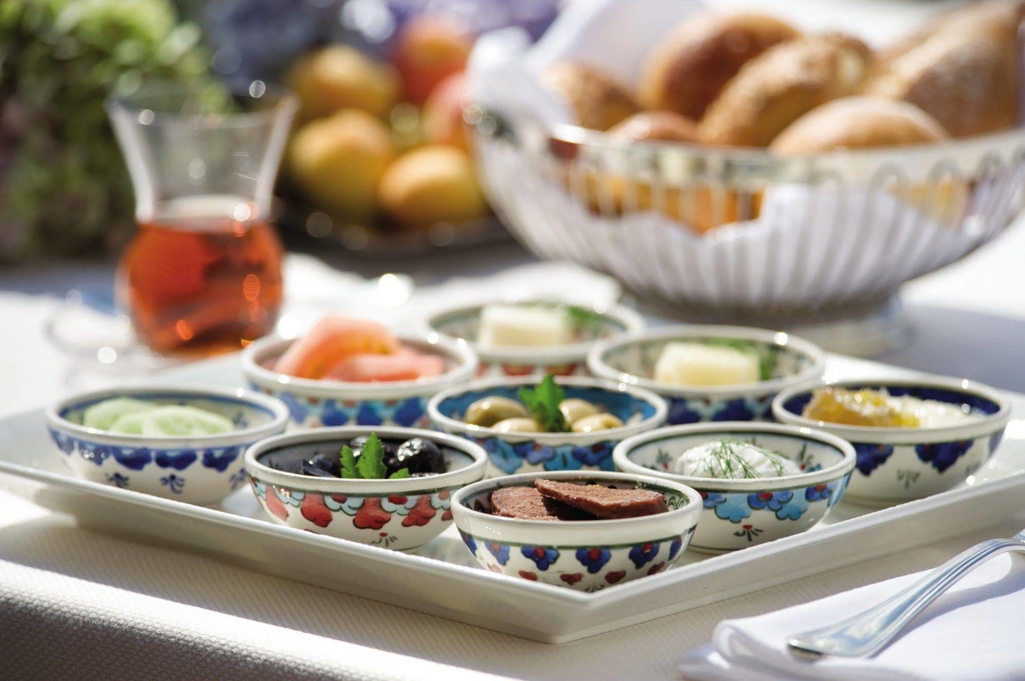 Four Seasons At The Bosphorus Otel
